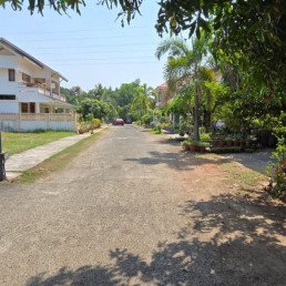 9 Cents Villa Plot in Kakkanad